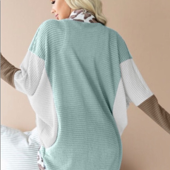 Leopard Waffle Print Cardigan - Picture 2 of 2